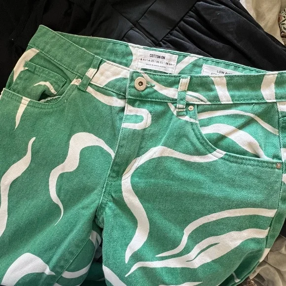 Cotton On Low Rise Green and White Swirl Straight Jeans sz4 - Picture 11 of 13